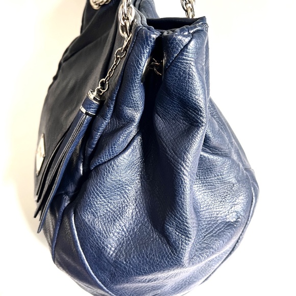 🎄. Daphne Collection Leather Handbag Blue - Picture 5 of 10